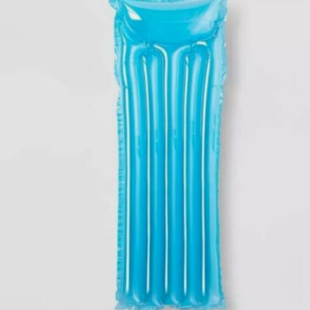 Sun Squad Inflatable Pool Float Built-in Pillow 5ft 7 1/2" long Blue Water Float